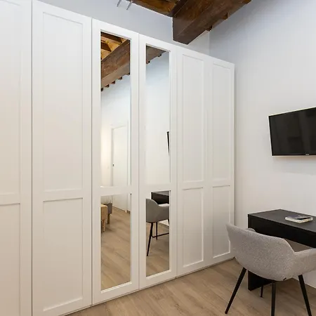 Navona Modern By In