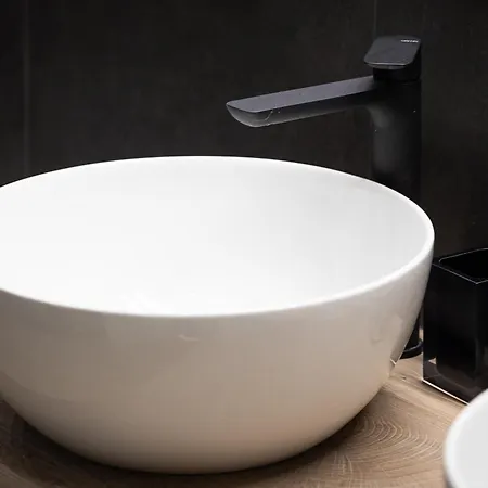 Navona Modern By In